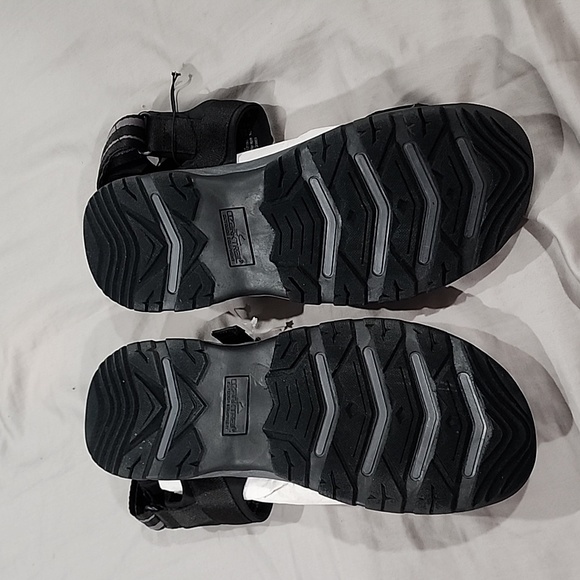 NWT men sandals size 13 black - Picture 3 of 9